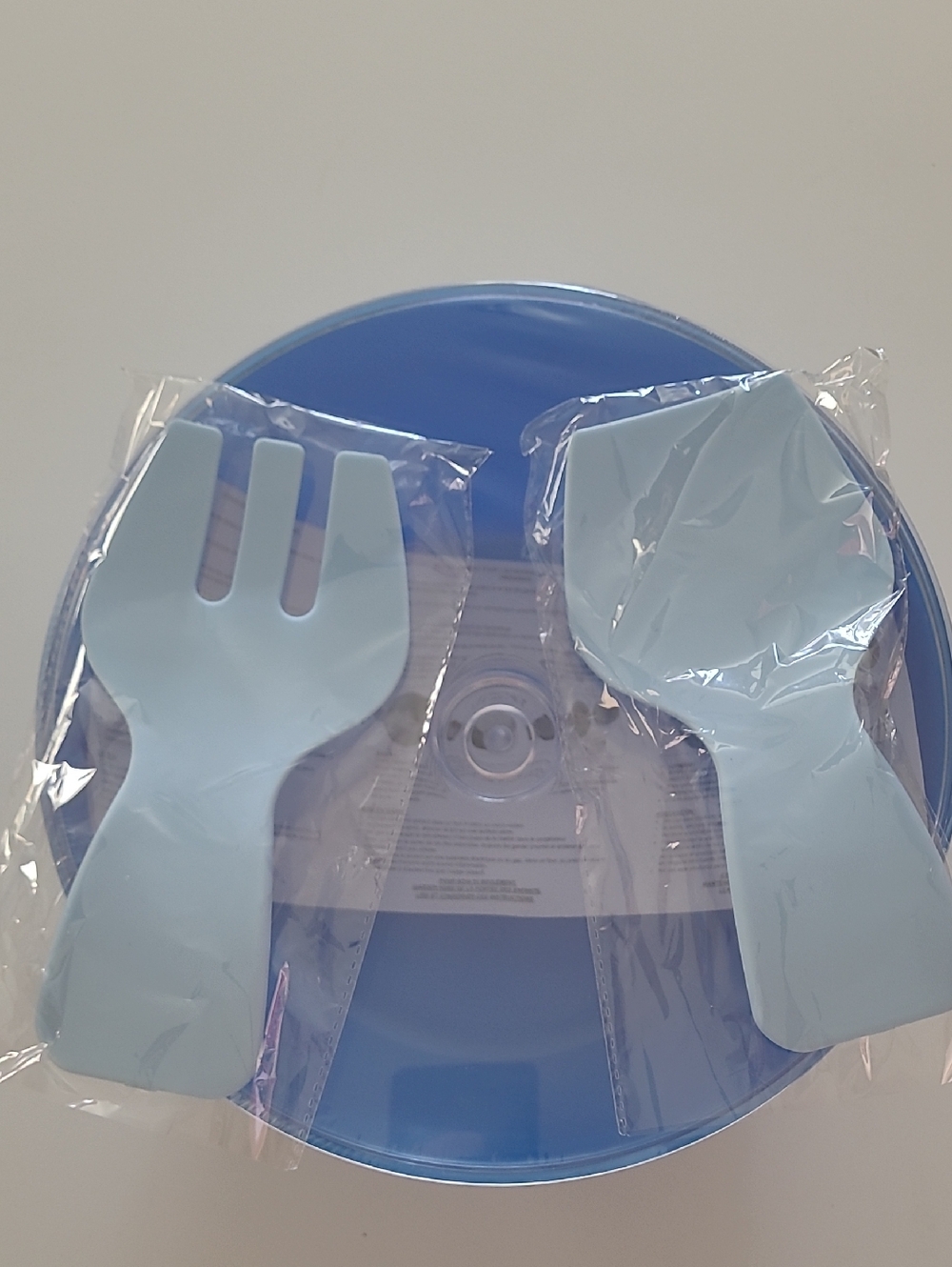 Avon Outdoor Serving Bowl With Chiller And Serving Tongs